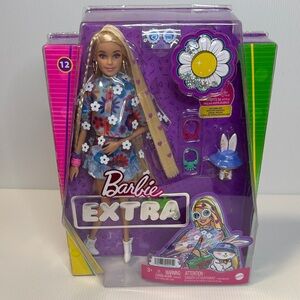 🩷 NIP. Barbie Extra Doll with Blonde Hair and Colorful Outfit